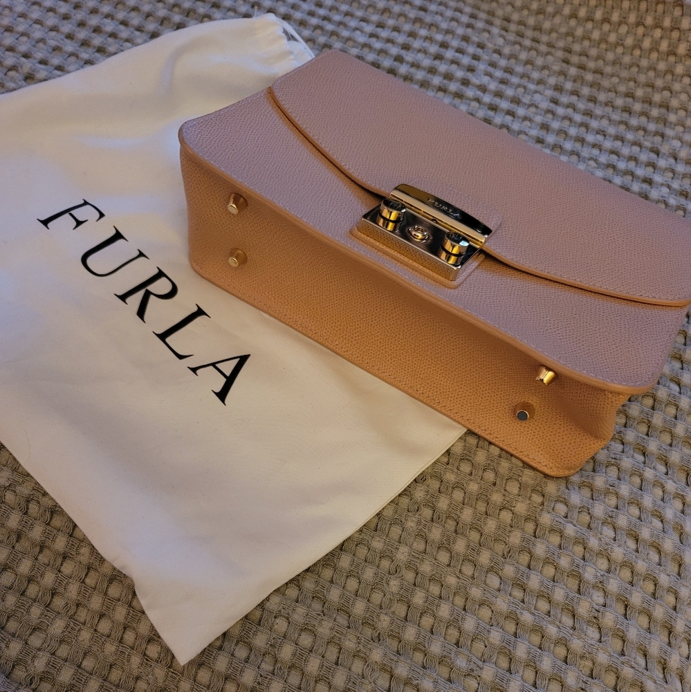 Furla Handbag/ Crossbody/Preloved/ Gorgeous